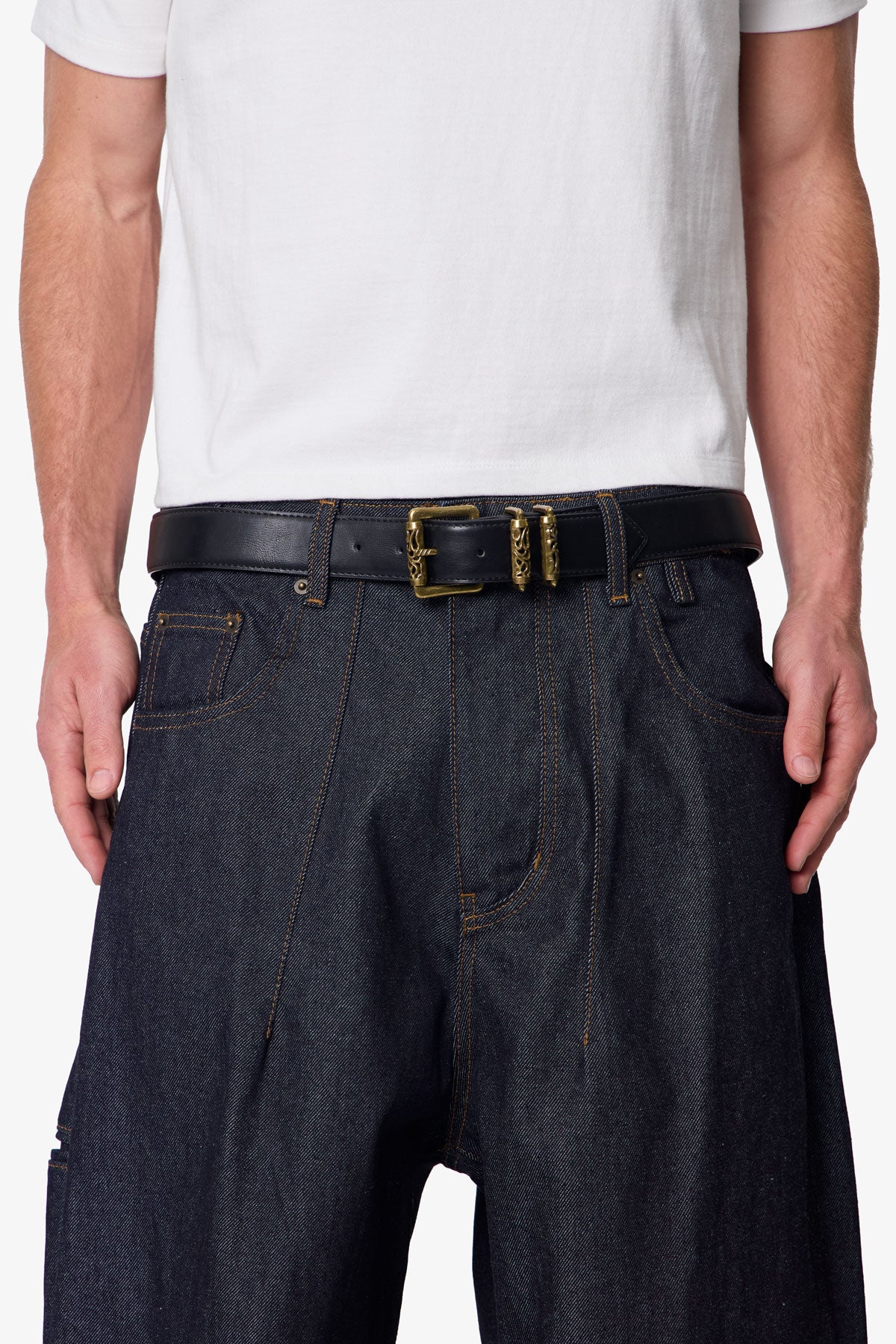 Engraved Roll Buckle Belt - Black