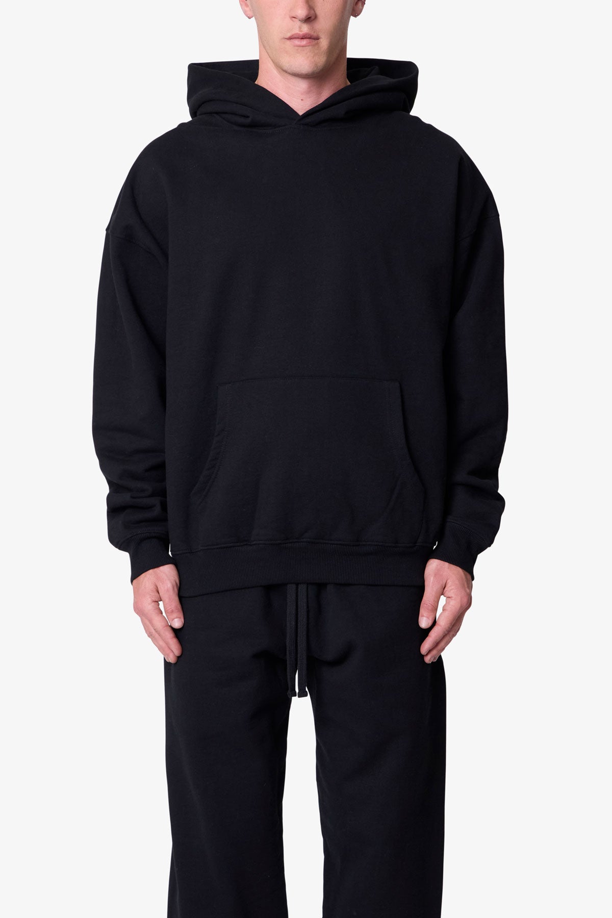 Heavy Basic Hoodie - Black
