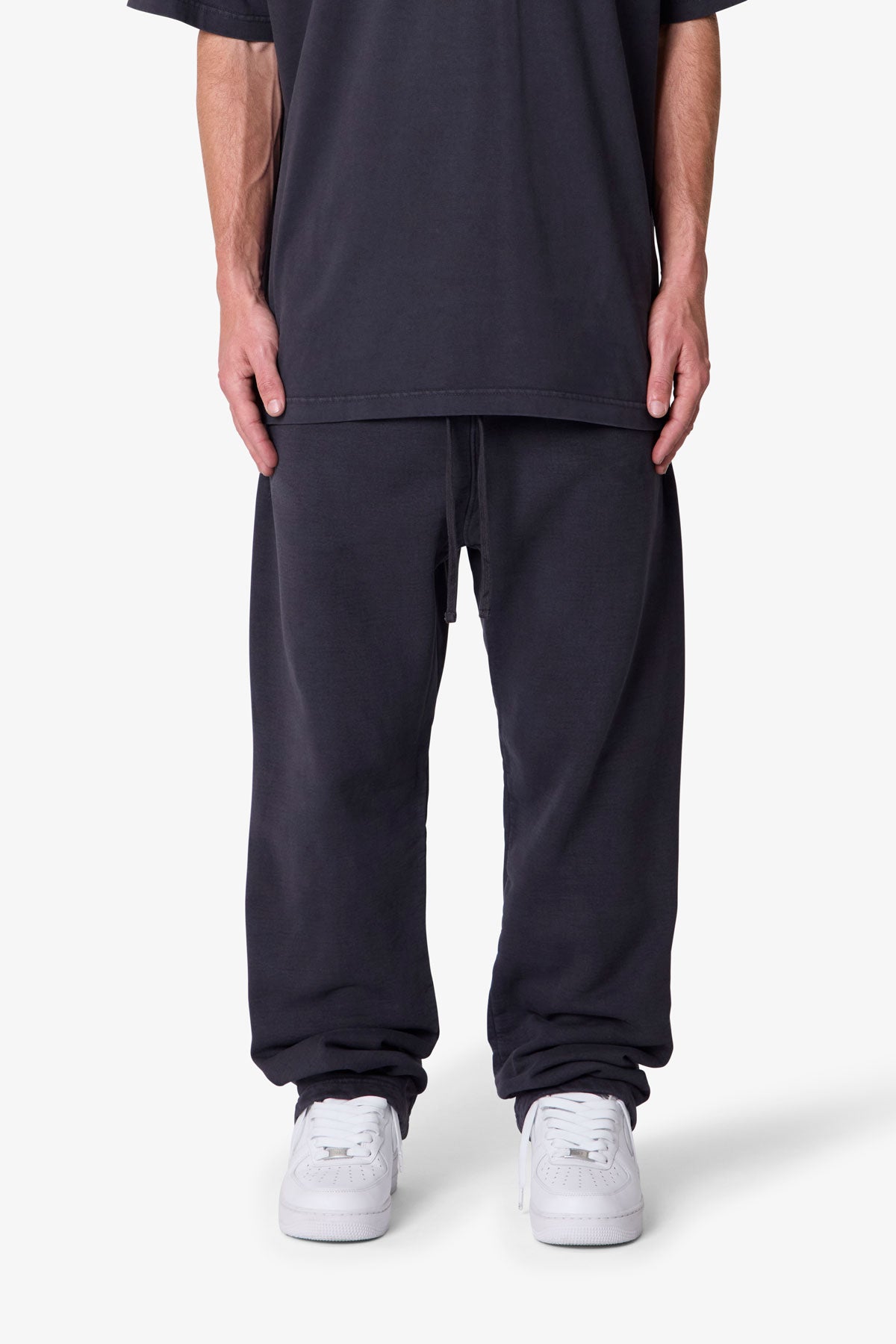 Heavy Basic Relaxed Sweatpants - Washed Black