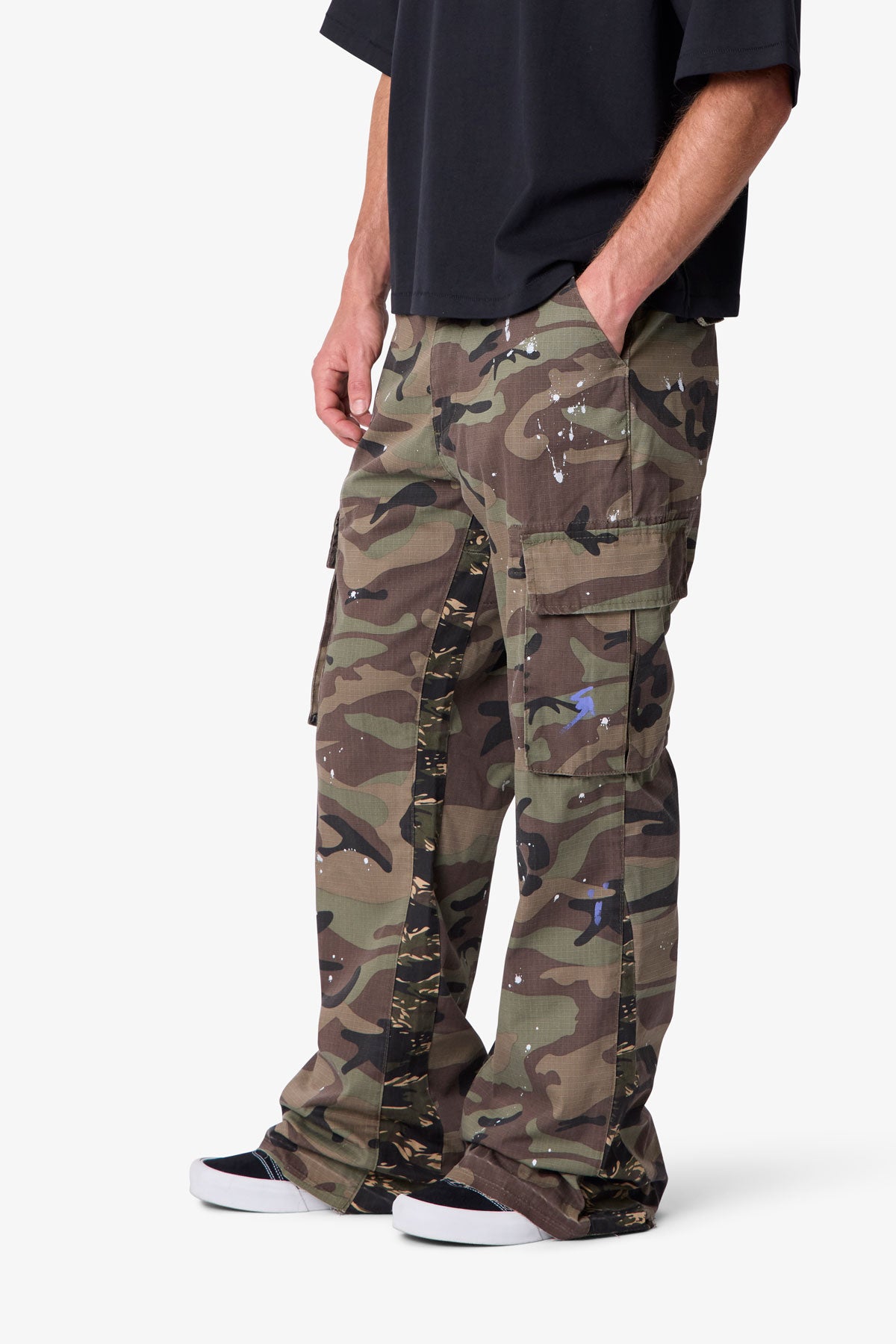 Kick Flare Cargo Pants - Camo