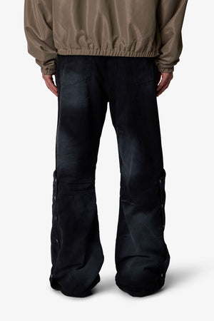 Side Snap Kick Flare Pants - Black