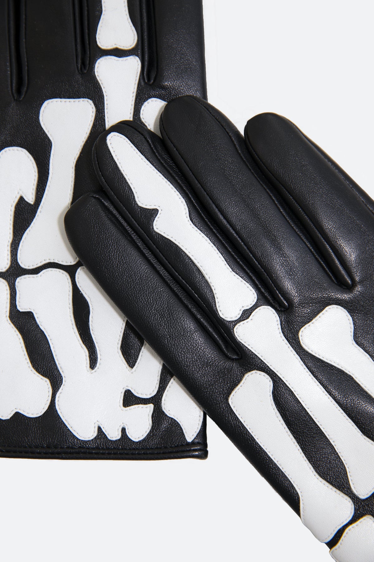 Skeleton Gloves - Black/White