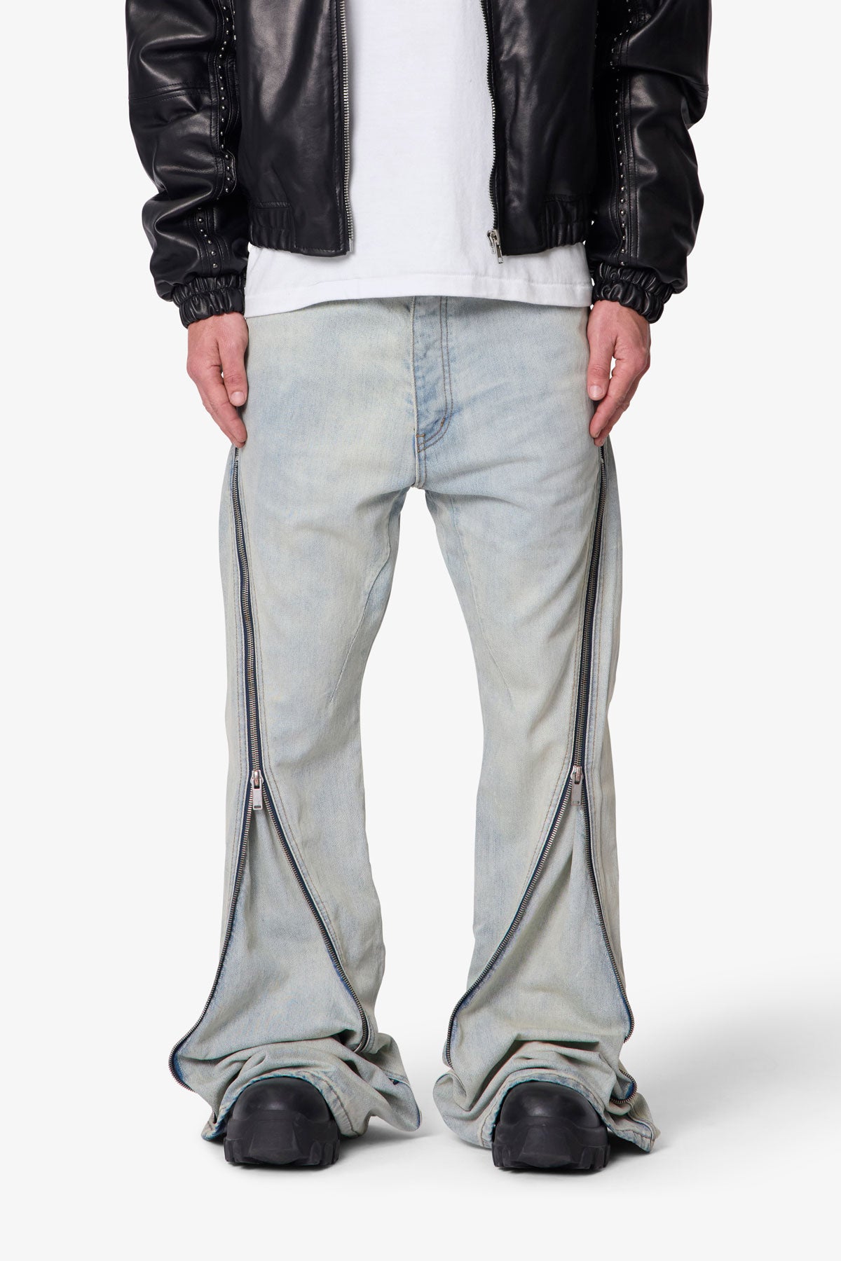 Zipper Extra Flare Denim - Light Vintage